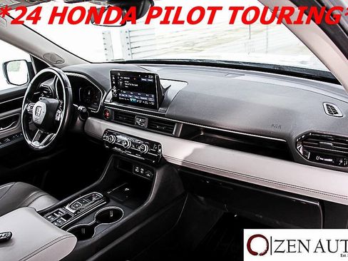 Used 2024 Honda Pilot Touring image 28