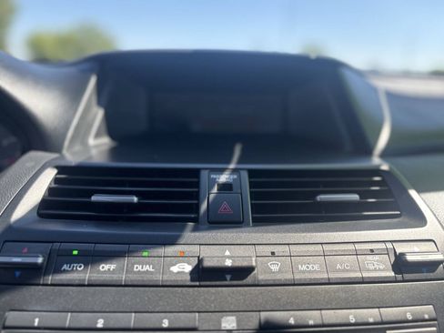 Used 2009 Honda Accord EX-L image 27