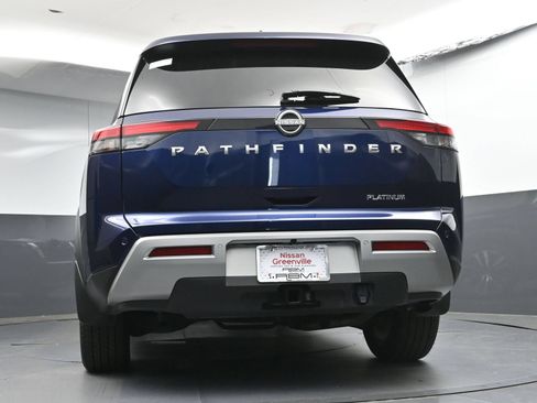 Certified 2025 Nissan Pathfinder Platinum FWD image 30