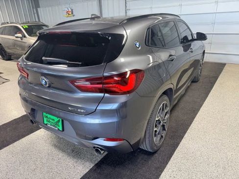 Used 2022 BMW X2 xDrive28i w/ M Sport X Package image 3