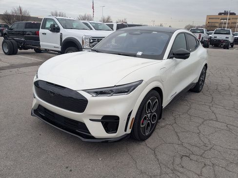 Certified 2023 Ford Mustang Mach-E GT image 10