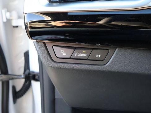 Certified 2025 BMW X2 xDrive28i w/ Technology Package image 40