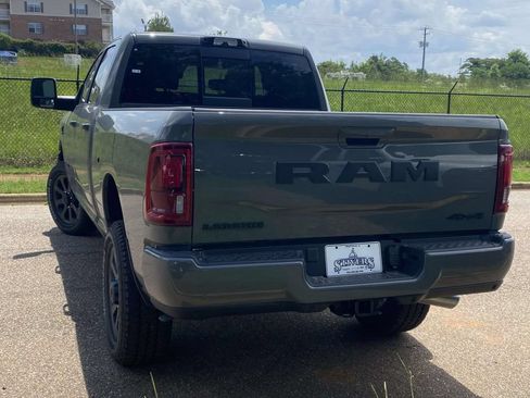 New 2026 RAM 2500 Laramie AWD/4WD image 4