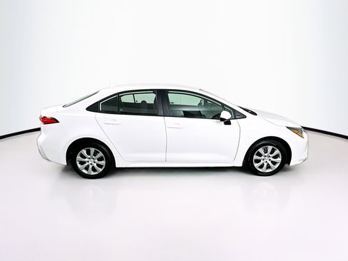 Used 2025 Toyota Corolla LE image 10