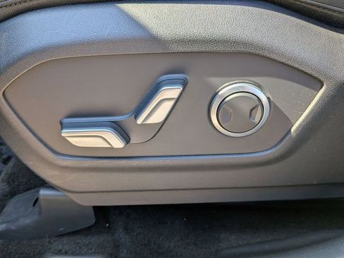 Used 2025 Hyundai Santa Fe SEL FWD image 14