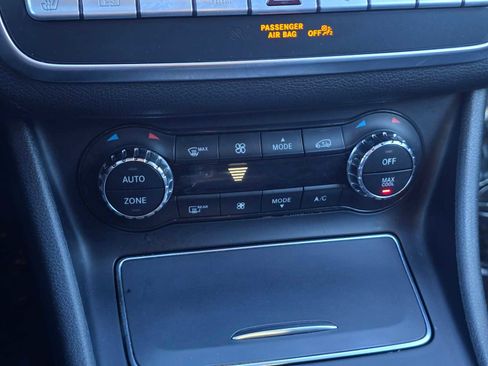 Used 2019 Mercedes-Benz GLA 250 4MATIC image 28