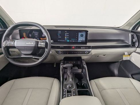 New 2026 Kia Sorento S image 14