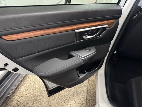 Used 2019 Honda CR-V EX image 11