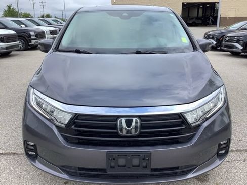 Used 2021 Honda Odyssey Touring image 2