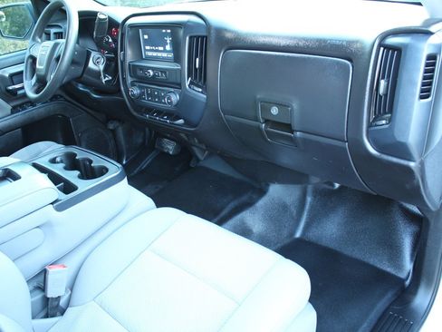 Used 2018 GMC Sierra 1500 2WD Double Cab w/ Sierra Convenience Package image 12