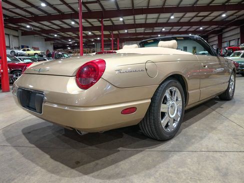 Used 2005 Ford Thunderbird RWD image 8