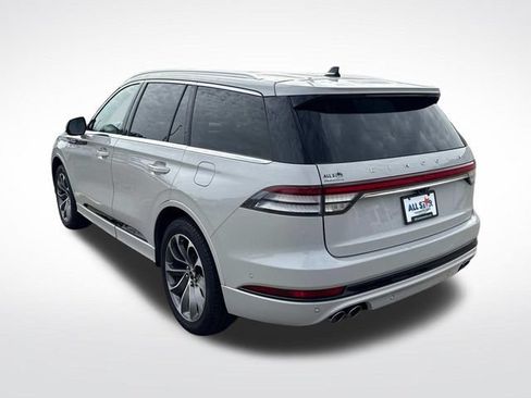 Used 2022 Lincoln Aviator Grand Touring w/ Equipment Group 301A AWD/4WD image 7