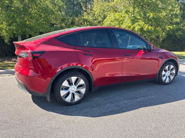 Used 2024 Tesla Model Y Long Range AWD/4WD image 8