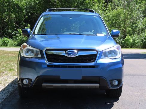 Used 2016 Subaru Forester 2.5i Touring w/ Popular Package #2 AWD/4WD image 4