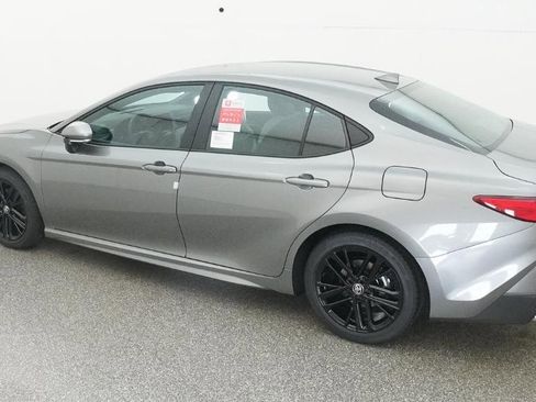 New 2026 Toyota Camry SE image 16