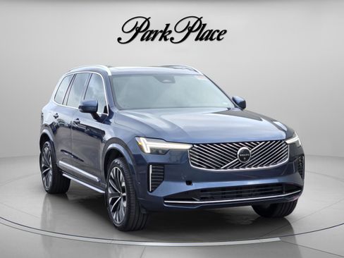 Used 2026 Volvo XC90 B6 Plus w/ Protection Package Premier AWD/4WD image 8