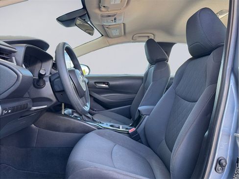 Used 2021 Toyota Corolla LE FWD image 9