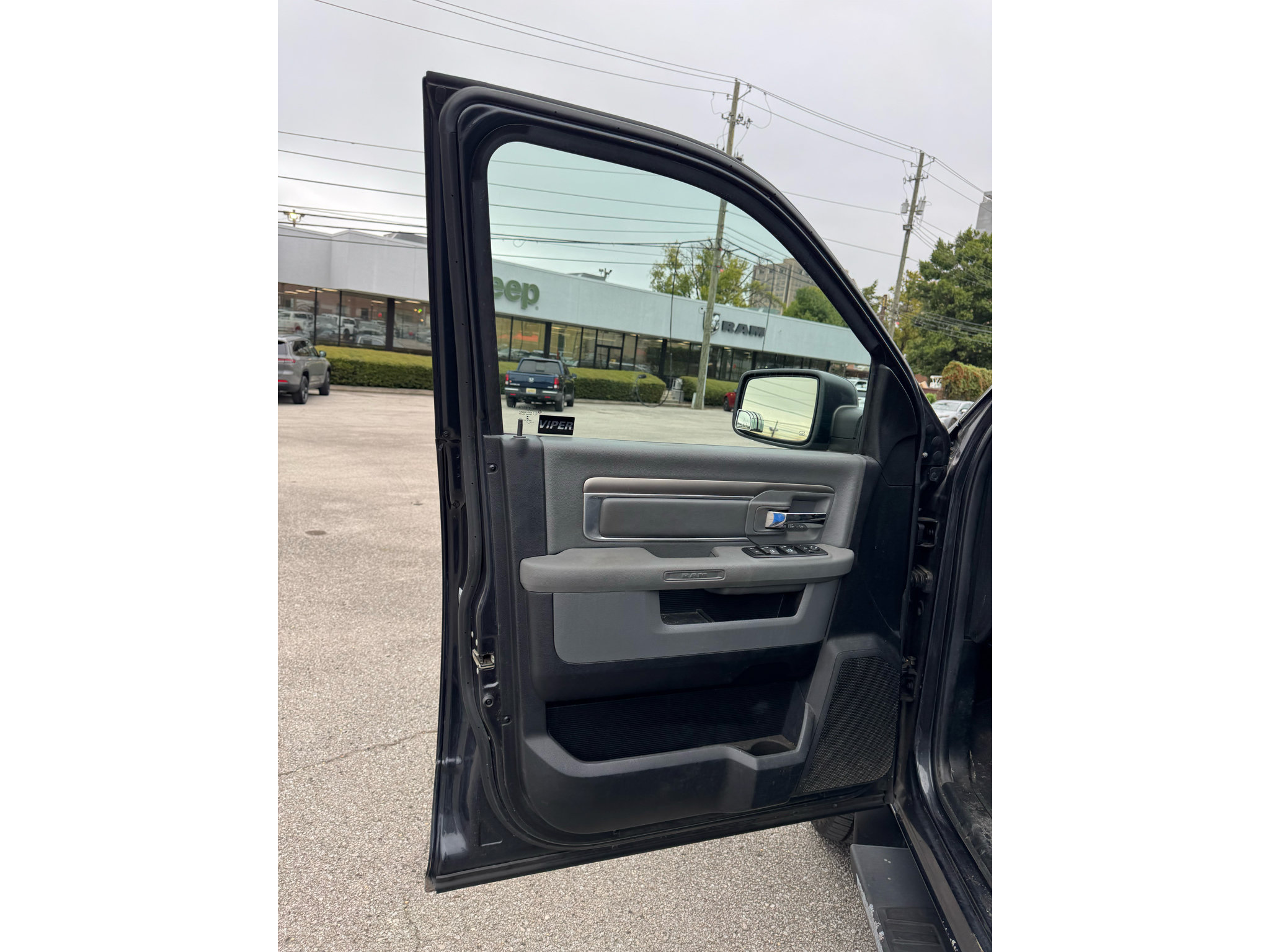 Used 2015 RAM 1500 Big Horn AWD/4WD image 18