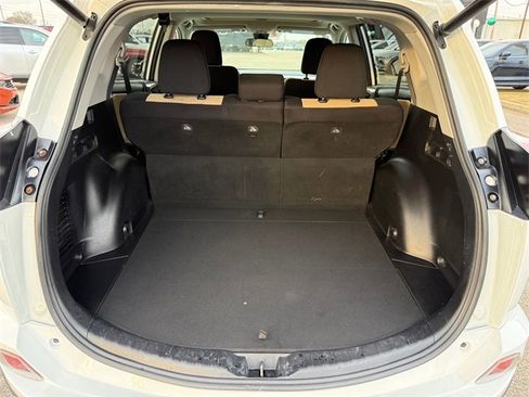 Used 2016 Toyota RAV4 XLE w/ Convenience Package image 32