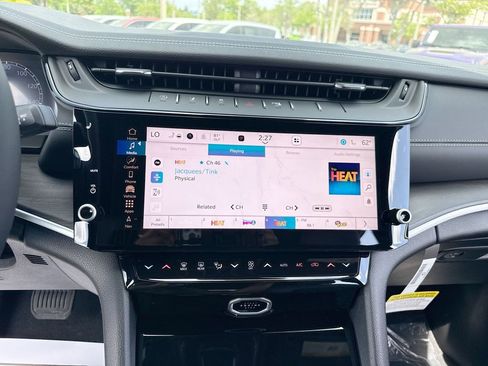 New 2026 Jeep Grand Cherokee Altitude image 23