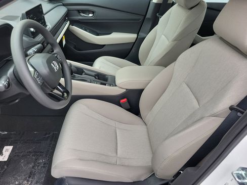 New 2026 Honda Accord SE image 9