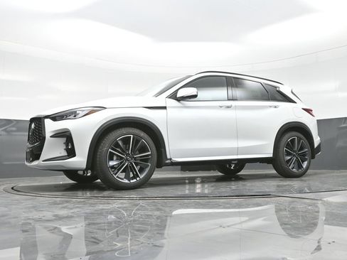 New 2025 INFINITI QX50 Sport image 26