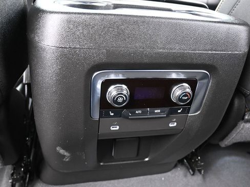 Used 2024 Chevrolet Tahoe Premier image 39