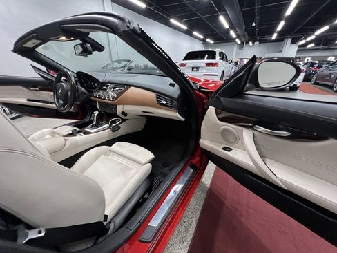Used 2016 BMW Z4 sDrive35i image 38