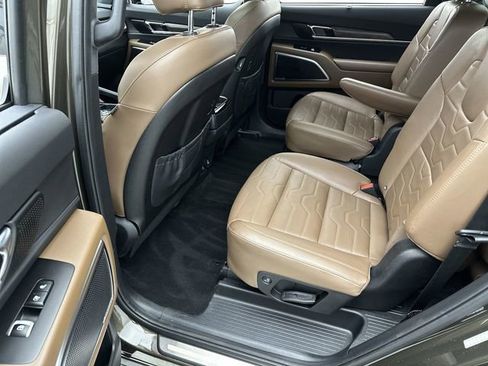 Used 2021 Kia Telluride SX w/ SX Prestige Package image 26