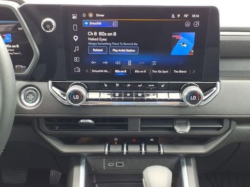 Used 2026 Chevrolet Colorado Trail Boss AWD/4WD image 16