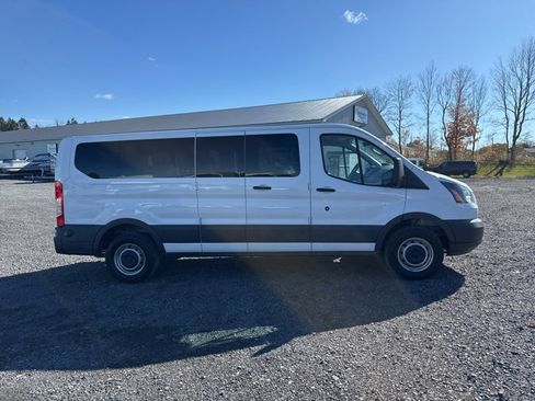 Used 2016 Ford Transit 350 XL image 9