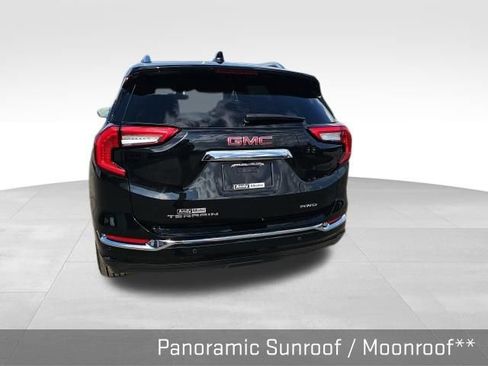 Used 2023 GMC Terrain Denali image 22