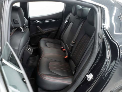 Used 2022 Maserati Ghibli Modena Q4 image 15