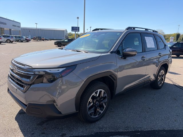 Used 2026 Subaru Forester Premium AWD/4WD image 3