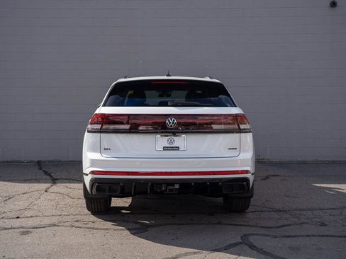 New 2026 Volkswagen Atlas Cross Sport SEL R-Line image 5