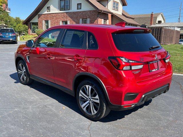 Used 2023 Mitsubishi Outlander Sport ES AWD/4WD image 5
