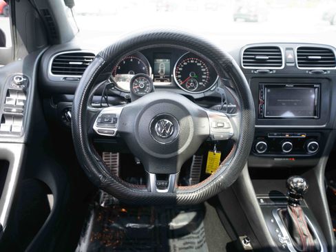 Used 2014 Volkswagen GTI Driver's Edition FWD image 21