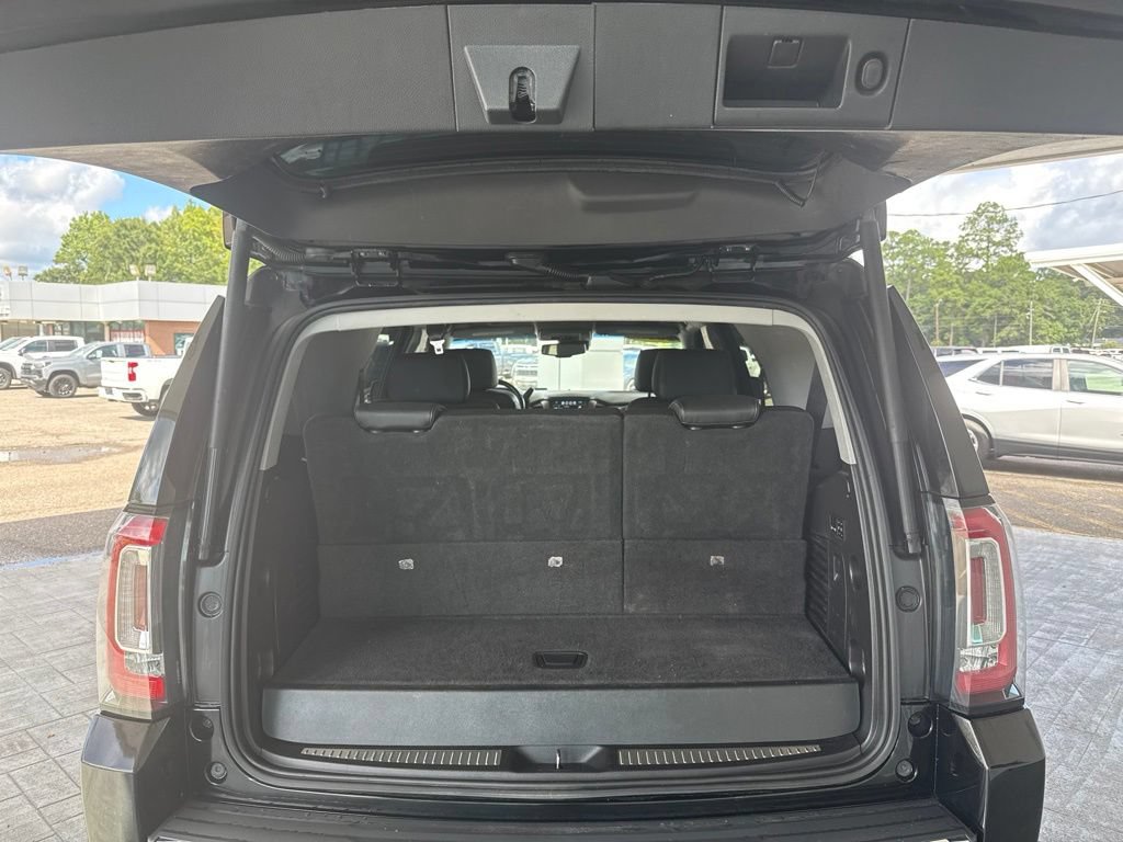 Used 2018 GMC Yukon Denali RWD image 48