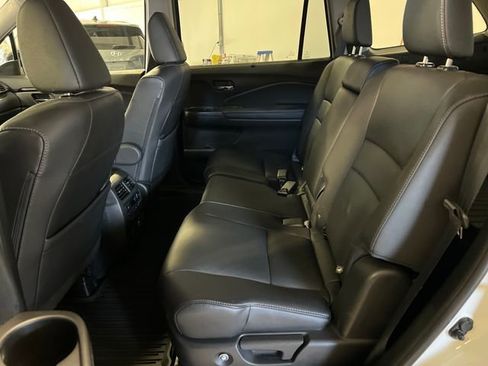 Used 2022 Honda Pilot Touring image 25