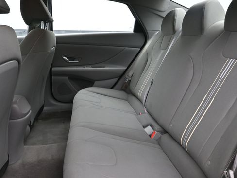 Used 2021 Hyundai Elantra SEL w/ Convenience Package image 21