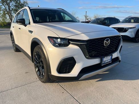 Certified 2025 MAZDA CX-70 3.3 Turbo w/ Premium Package AWD/4WD image 2
