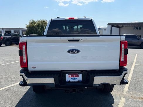 Used 2024 Ford F250 Lariat w/ Lariat Ultimate Package AWD/4WD image 4