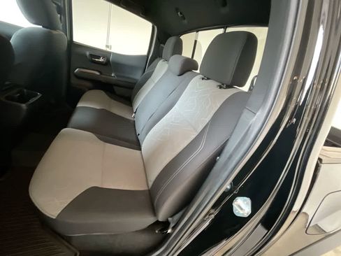 Used 2023 Toyota Tacoma TRD Off-Road image 22