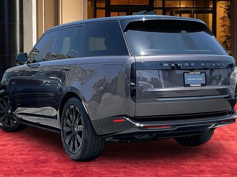 Certified 2023 Land Rover Range Rover SE AWD/4WD image 11