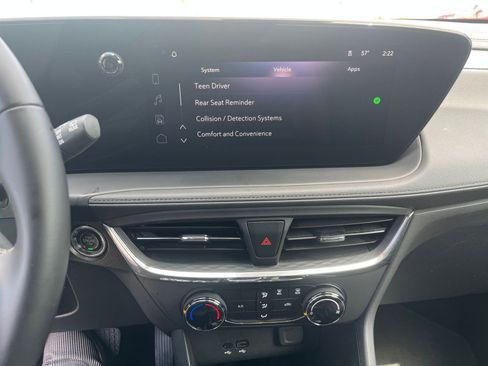 Used 2025 Buick Encore GX Preferred image 17