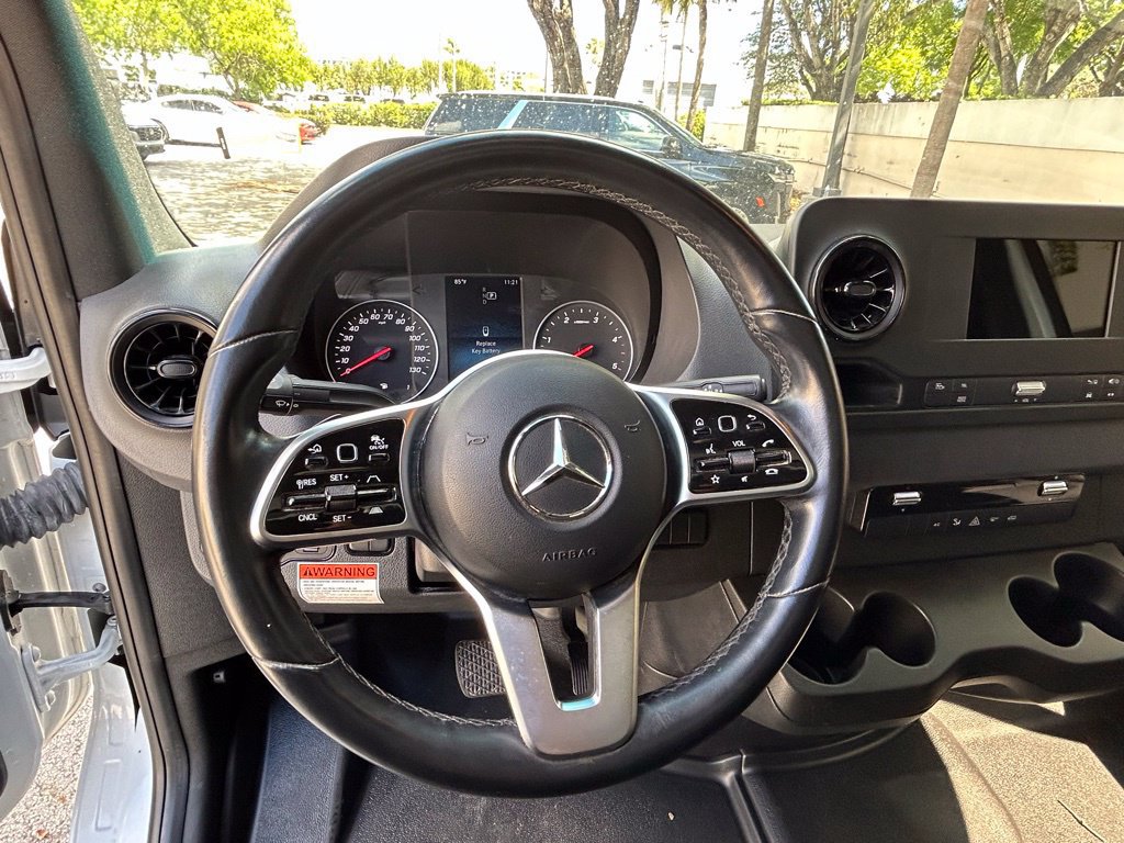 Used 2021 Mercedes-Benz Sprinter 4500 image 13