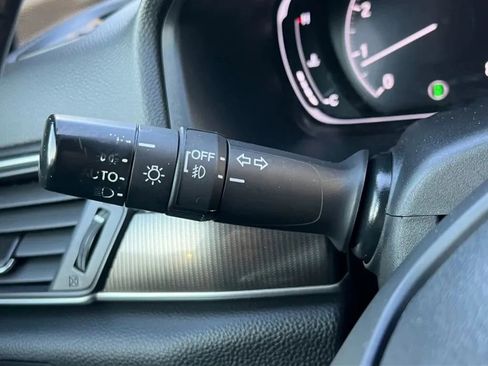 Used 2019 Honda Accord Sport image 43