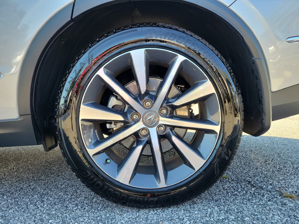 Certified 2026 Acura MDX w/ Technology Package FWD image 11