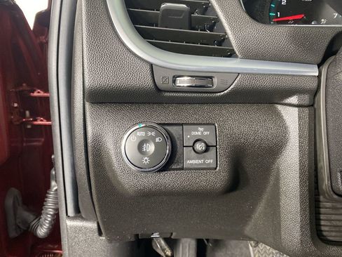 Used 2016 Chevrolet Traverse LT w/ Traveler's Package image 19