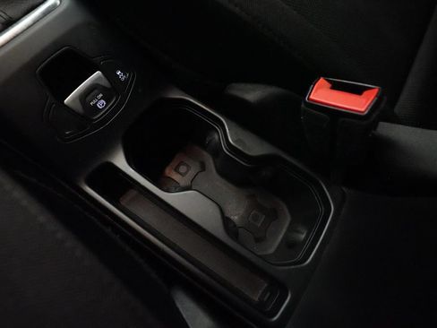 Used 2018 Jeep Renegade Sport w/ Power & Air Group AWD/4WD image 16